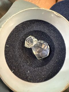 （分類：）位於 。 由 shakelok 提交（商品編號 1377501972，圖片 1）。簡介： 。