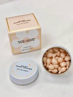 💙全新現貨優惠💙 Marc Jacobs Daisy Drops - 30 Capsules 馬克雅克布/馬克莫傑雛菊系列香水膠囊 30粒 🌟3款香味可選64234320636163110