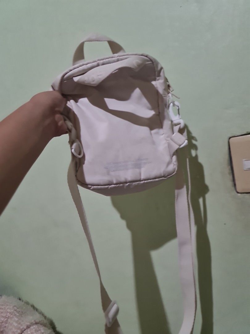 Adidas Mini Convertible Sling - Backpack (Category: Backpacks) located in Umingan. Submitted by sndra12 (Listing ID 1377501106, Image 3). Description: Loc: Pangasinan Courier: JnT SF: shouldered by the buyer.