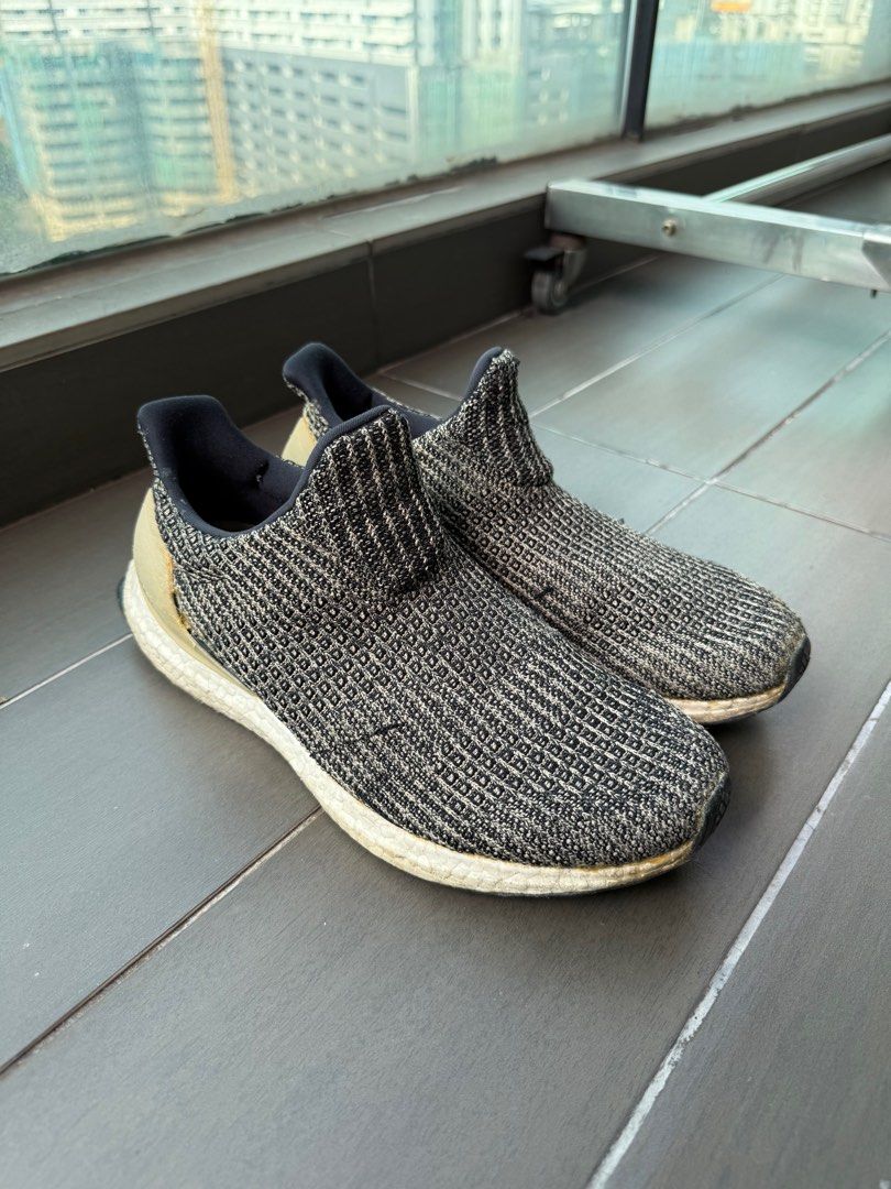Adidas Ultraboost (Category: Sneakers) located in Kuala Lumpur. Submitted by joshua516 (Listing ID 1377458559, Image 2). Description: well used Adidas Ultraboost for sale size: US9 1 for 80, 3 for 200.