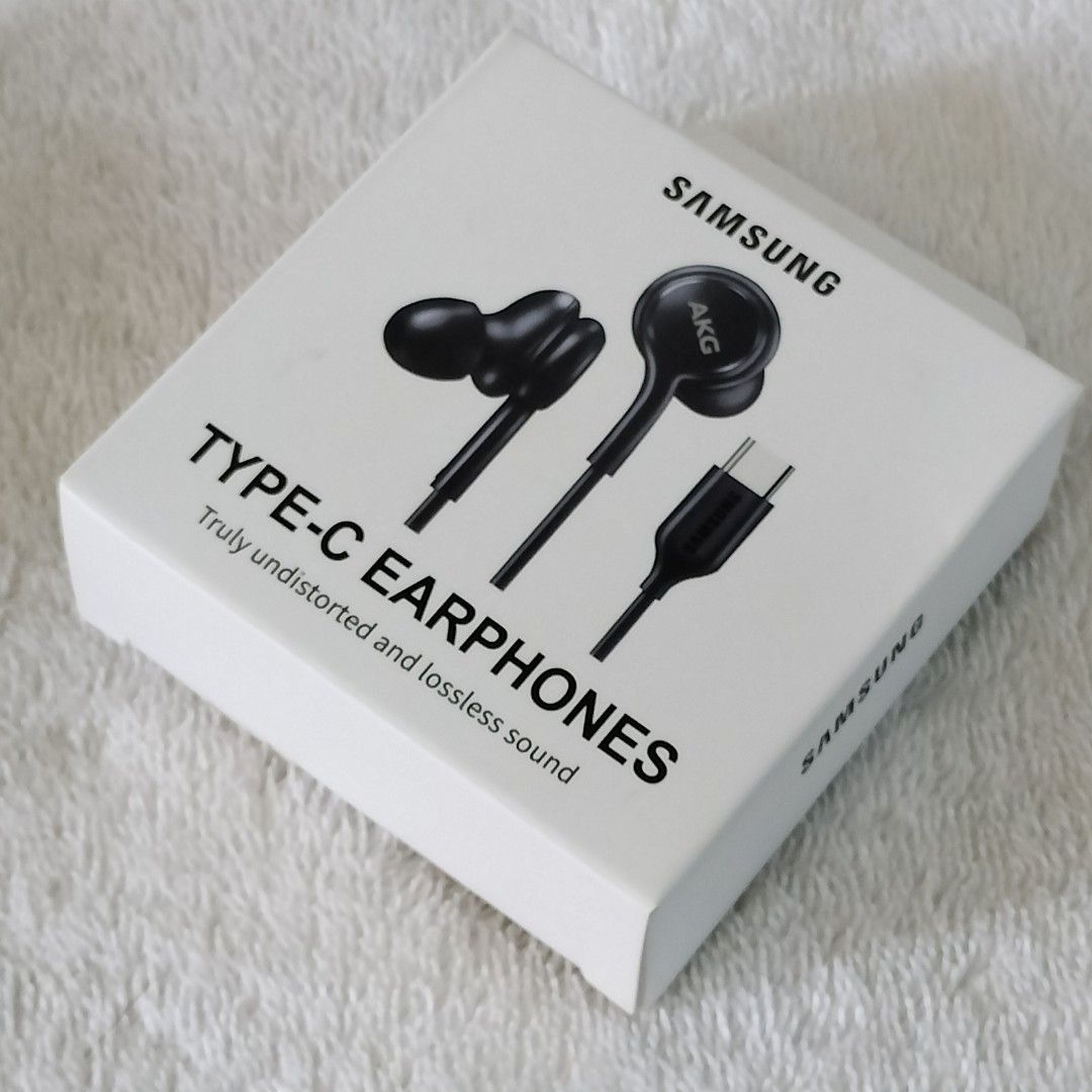 AKG EARPHONES WIRED HEADSET 3.5MM , TYPE C (Category: Earphones) located in Paranaque City. Submitted by powerzone0517 (Listing ID 1377385745, Image 3). Description: .