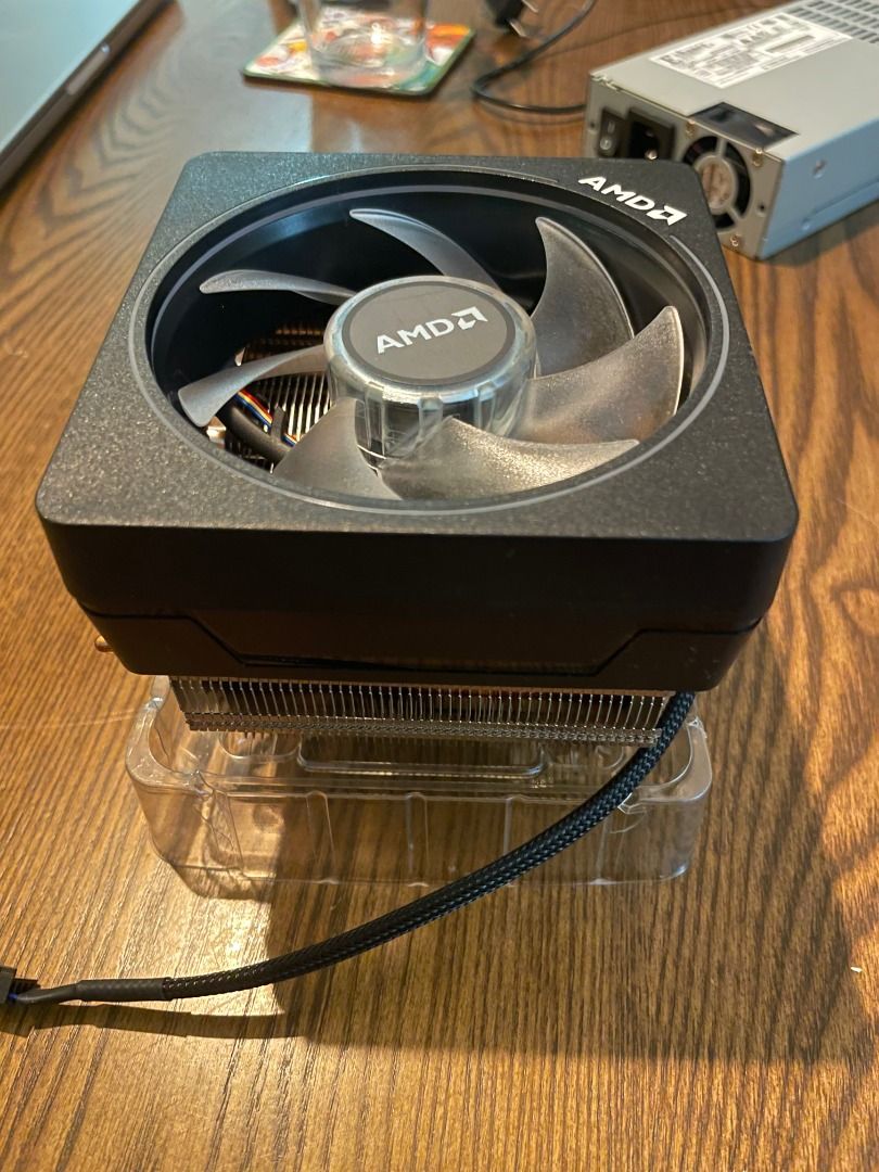 AMD Wraith Prism Cooler - AM4