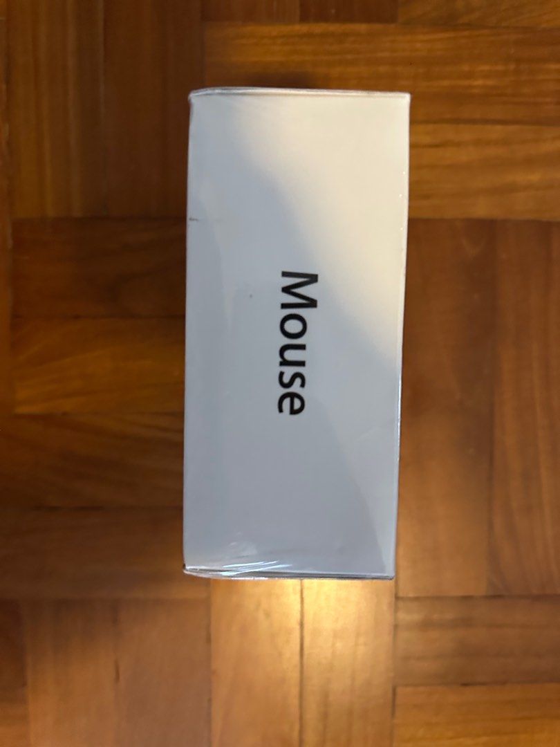 Apple Mouse Wired - Brand New (Category: Mouse & Mousepads) located in Singapore. Submitted by Gavzzz (Listing ID 1377424612, Image 3). Description: Brand new, sealed Apple Mouse.