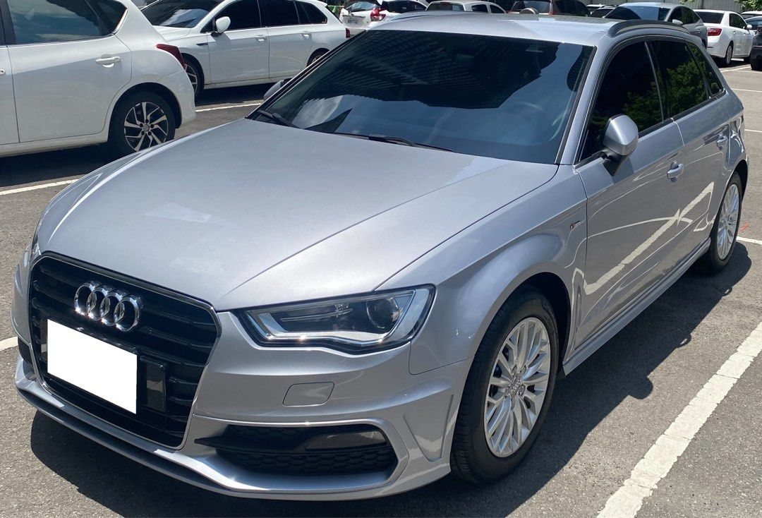 由 pipi1108cc (刊登 ID 1377469481，圖片 3) 提交，位於 台中市 (Taichung) 的 Audi A3 Sedan 2015款 S3 銀色 🔍️售價：21萬 🔍️出廠：2015年 🔍️行駛里程：8.4萬公里 🔍️乘客數：4門5座 🔍️排氣量：1.4L (類別：汽車出售)，說明：🔍️廠牌型號：Audi A3 Sedan 2015款 S3 銀色 🔍️售價：21萬 🔍️出廠：2015年 🔍️行駛里程：8.4萬公里 🔍️乘客數：4門5座 🔍️排氣量：1.4L 🔍️引擎燃料：汽油 🔍️驅動方式：2WD 🔍️變速系統：手自排 ★重要資訊★ 車輛均有第三方認證 ⭕️專業鑑定⭕️合格認證 ⭕️檢定報告⭕️一覽無疑 📣便宜賣🚫無事故🚫無泡水🚫無待修 提供💯完整第三方認證合格檢驗報告 保證✅實車實價✅車況透明✅安心購車 ★提供車況原始表 ★車況與認證表不符，退車並全額退費 ◎歡迎私訊預約賞車◎ ★早上10點到晚上18點 ★Line ID 