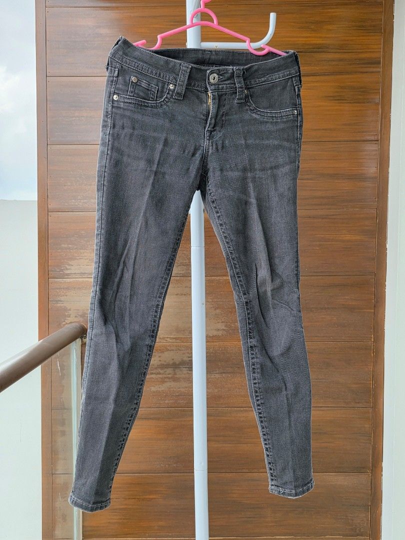 BARGAIN H&M Skinny Low Waist Jeans, Fesyen Wanita, Pakaian