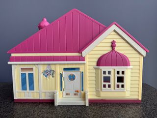 (Category: ) located in . Submitted by amandapig (Listing ID 1377385975, Image 1). Description: .