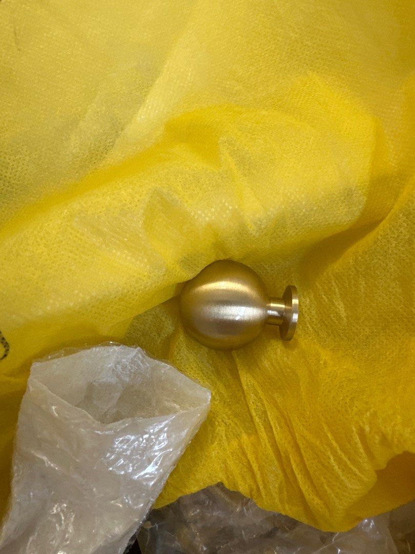Brass knobs and handles65075294079746112