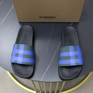 (Category: ) located in . Submitted by shoes.locker (Listing ID 1377539732, Image 1). Description: .