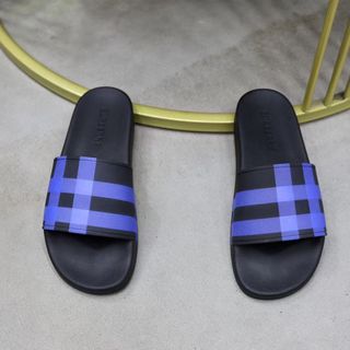 (Category: ) located in . Submitted by shoes.locker (Listing ID 1377539866, Image 1). Description: .