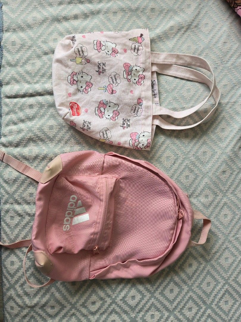 Child's bag Adidas, hello kitty (Category: Other Babies Going Out Needs) located in Singapore. Submitted by tracyspatec (Listing ID 1377401521, Image 3). Description: take all.