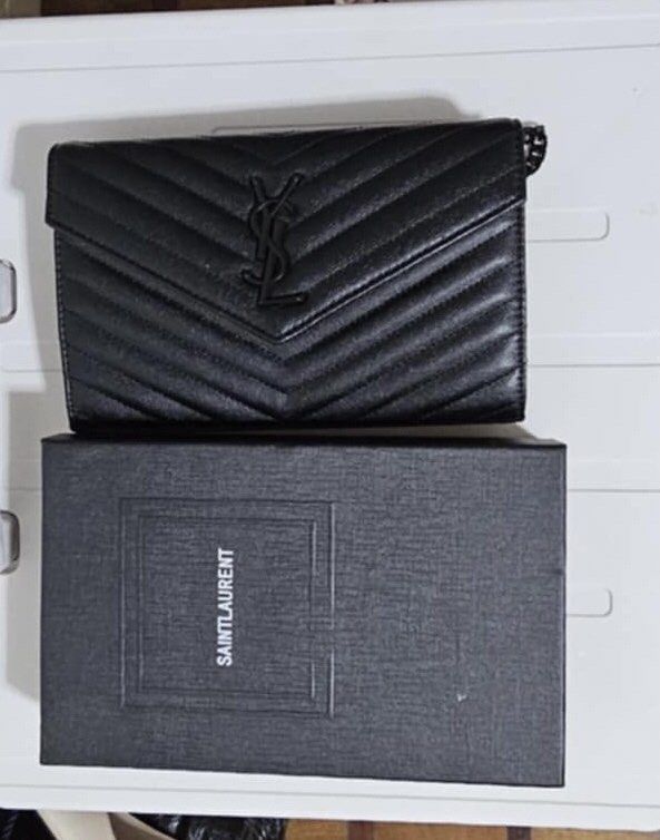 Class A YSL WOC (Category: Luxury Bags & Wallets) located in Paranaque City. Submitted by madame.kaye (Listing ID 1377506349, Image 2). Description: .