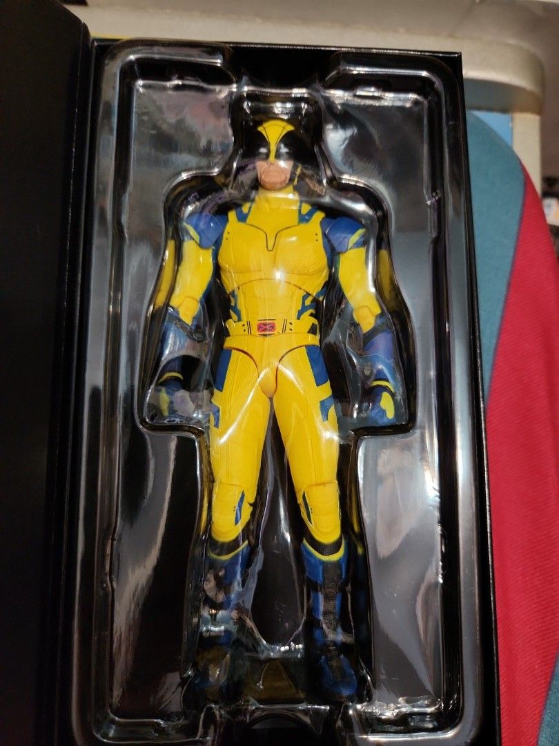 Deadpool wolverine figure （分類：手辦雕像）位於 Hong Kong。 由 leeshingyui 提交（商品編號 1377476421，圖片 2）。簡介： 只開過盒一次。。