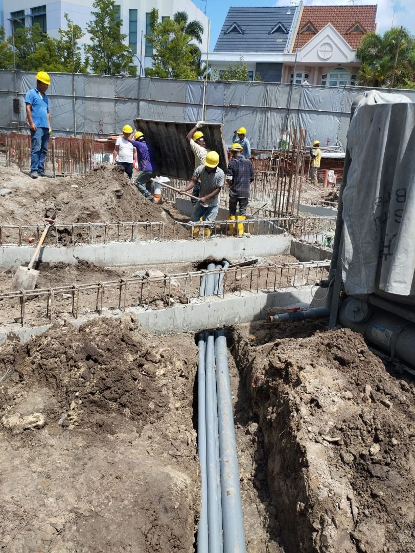Expert Solutions for Water & Lightning Safety64765423244931112
