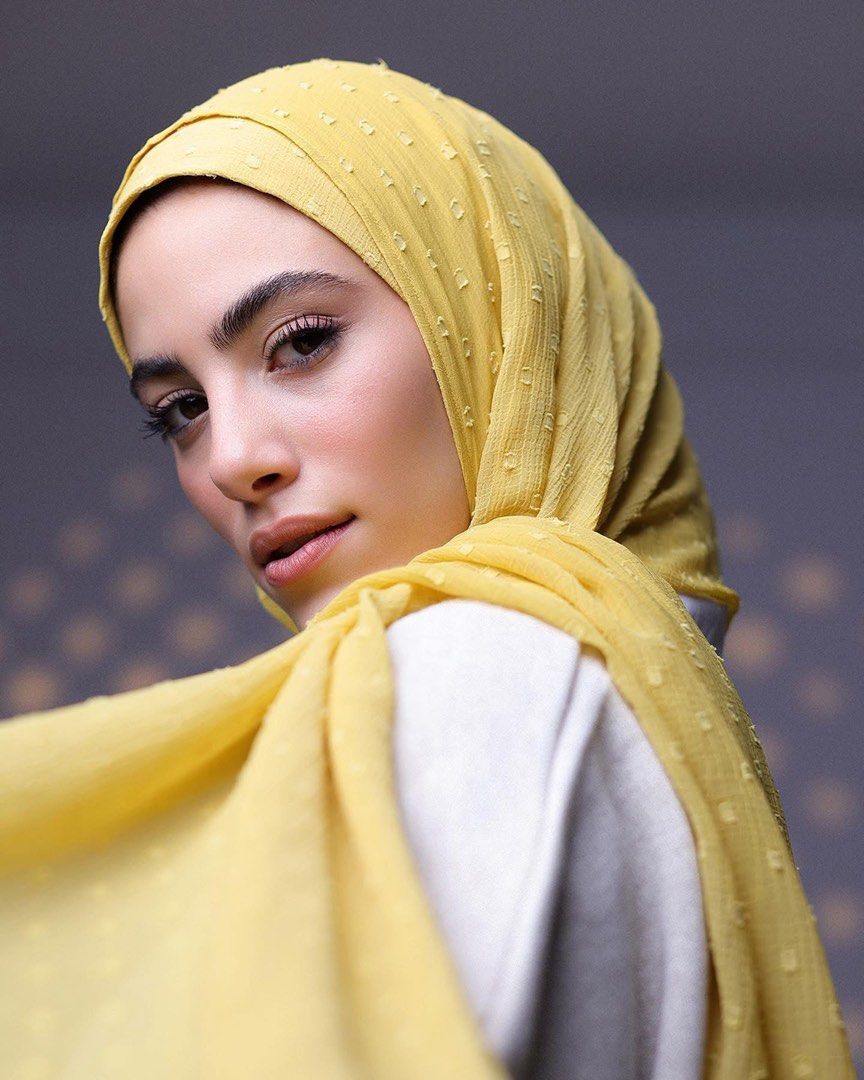 Freestyle Basic FSB Bokitta (Category: Hijabs) located in Kepala Batas. Submitted by hazruslan (Listing ID 1377486930, Image 2). Description: Color : Ochre - Butti Textured Size : FreeStyle with Basic Inner .