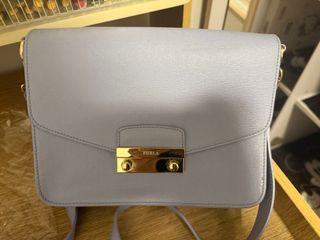 （分類：）位於 。 由 jinnypy 提交（商品編號 1377378830，圖片 1）。簡介： 。