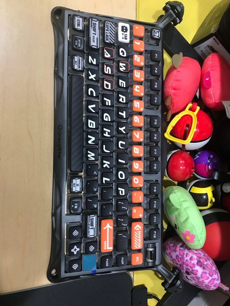 Gravastar Mercury K1 Pro Cyberflare (Category: Computer Keyboard) located in Singapore. Submitted by kataphrakts (Listing ID 1377429608, Image 1). Description: Mercury K1 Pro keyboard - Cyberflare version. - wireless - bluetooth/ wired connections - suitable for Mac and Win OS - latest keyboard by Gravastar It’s a gift so no receipt. Received on 29 May. Comes with box and all parts per new..
