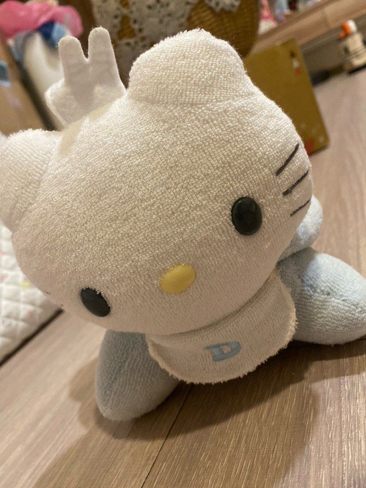 由 corns23 (刊登 ID 1377501527，圖片 3) 提交，位於 桃園市 (Taoyuan) 的 Hello kitty 丹尼爾 baby (類別：嬰兒玩具)，說明：如圖 久放 身體裡面有鈴鐺 完美主義 請三思。