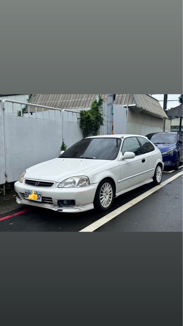 由 356812 (刊登 ID 1377550145，圖片 1) 提交，位於 台北市 (Taipei) 的 Honda Civic K8 （Hatchback自排） (類別：汽車出售)，說明：1.6 自排 引擎順 車體結構正常，外觀不影響行駛 實車照如圖，代步改裝兩相宜 售價已含稅金 車主自售非車商 價格已反應在外觀上面 年輕人第一台車練練手是沒問題的。