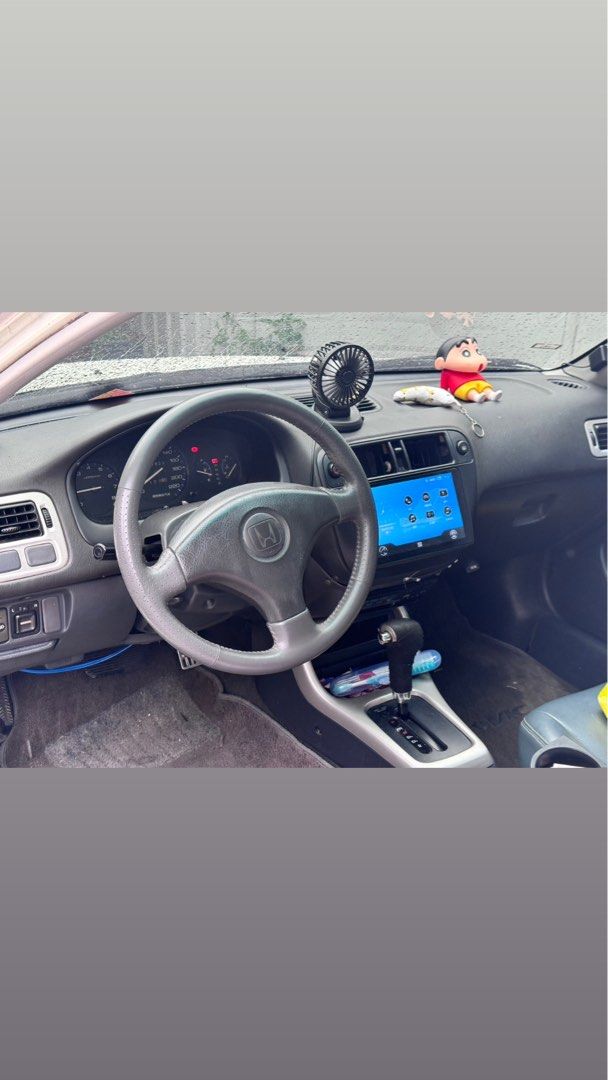 由 356812 (刊登 ID 1377550145，圖片 3) 提交，位於 台北市 (Taipei) 的 Honda Civic K8 （Hatchback自排） (類別：汽車出售)，說明：1.6 自排 引擎順 車體結構正常，外觀不影響行駛 實車照如圖，代步改裝兩相宜 售價已含稅金 車主自售非車商 價格已反應在外觀上面 年輕人第一台車練練手是沒問題的。