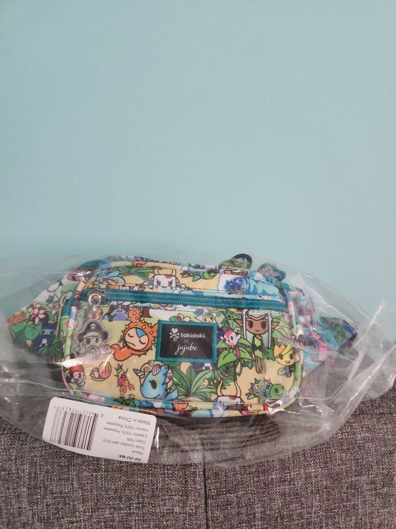 JuJuBe Hippie x Tokidoki waist pouch (Category: Diaper Bags & Wetbags) located in Singapore. Submitted by soontel25897 (Listing ID 1377467102, Image 1). Description: - Brand new JuJuBe hippid waist pouch - Machine washable - Comes with original tags and packaging - Perfect for organizing essentials - Fun and vibrant design.