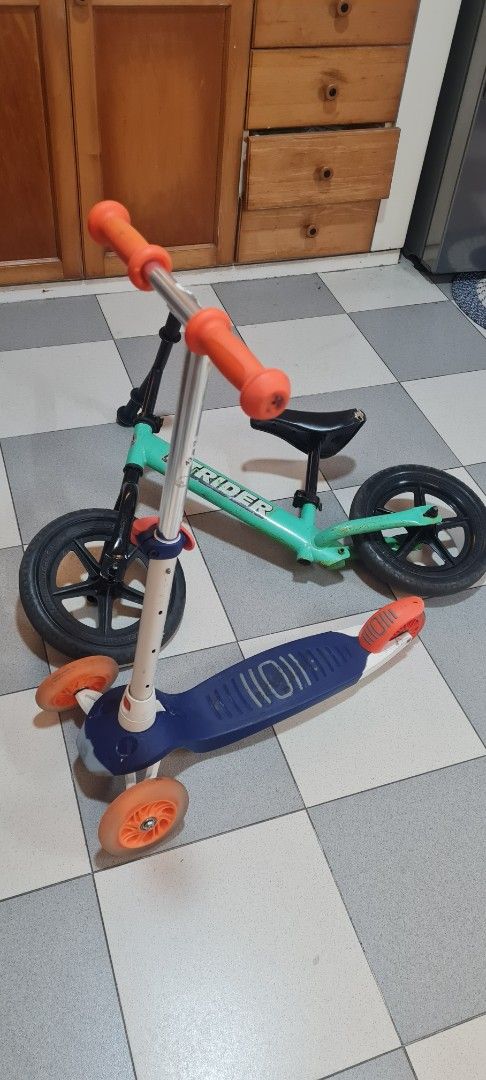 Kids Strider & Scooters (Category: Bicycles) located in Paranaque City. Submitted by pao.e (Listing ID 1377381748, Image 1). Description: Strider well used ₱1k Scooter - Sold✅️.