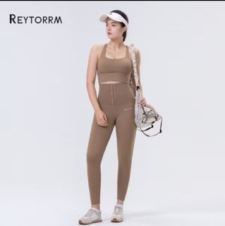 (Kategori: ) berada di . Dikirim oleh FavCO_Thrift (ID iklan 1377408309, Gambar 1). Deskripsi: .