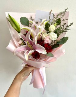 (Category: ) located in . Submitted by candycefloral (Listing ID 1377468429, Image 1). Description: .