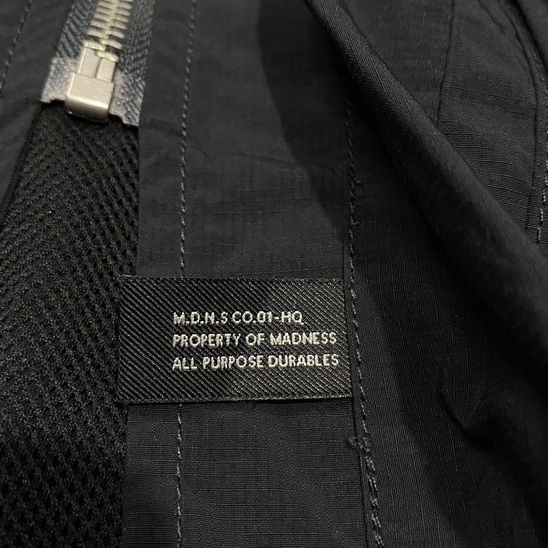 Madness Multi-pocket Vest (Category: Vests) located in Quezon City. Submitted by threadsunearthed (Listing ID 1377556498, Image 3). Description: Madness Multi-pocket Vest Military / Fishing / Camping / Amekaji / Army Size on tag M Width: 24 Length: 28 •Excellent condition •Washed •no issue/s •Color rate: 8/10 ₱880.