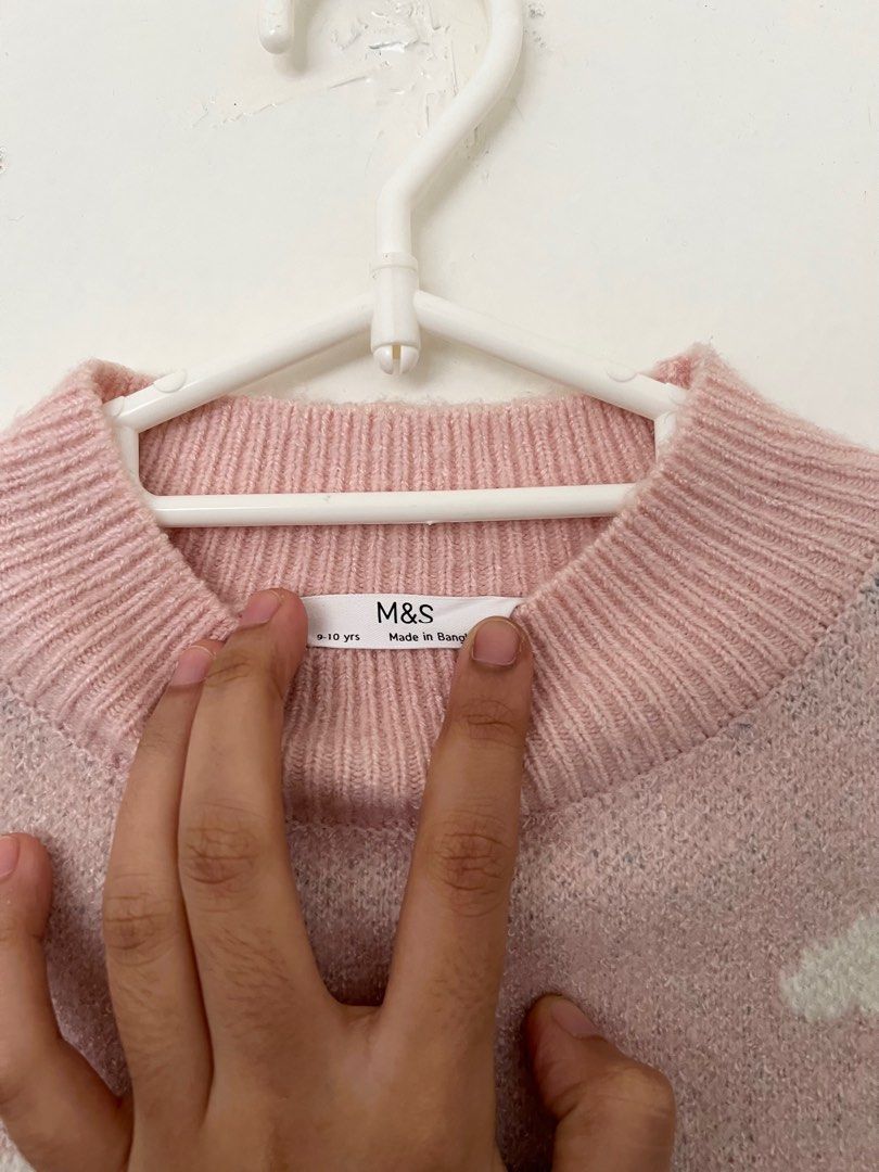 Marks & Spencer pink semi cropped sweatshirt (Category: Coats, Jackets and Outerwear) located in Quezon City. Submitted by http.ashi (Listing ID 1377395371, Image 3). Description: so cuteee!.