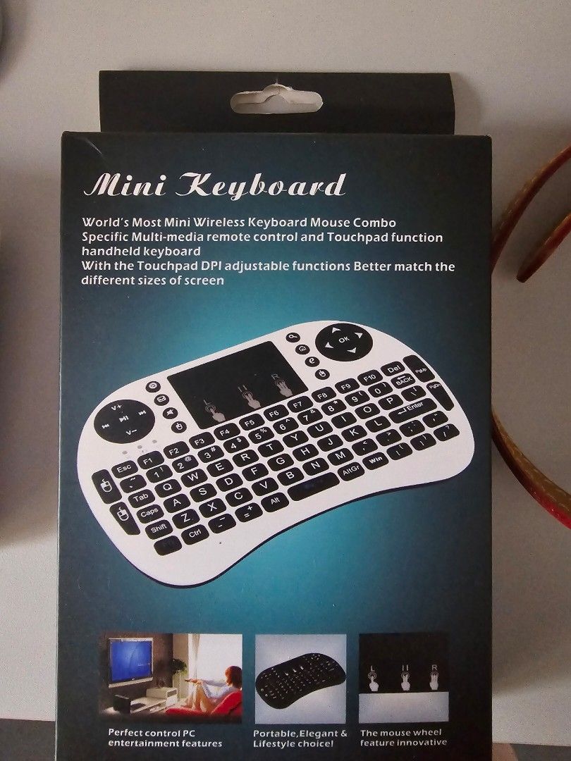 Mini keyboard (Category: Other Accessories) located in Singapore. Submitted by junlong23060543 (Listing ID 1377438113, Image 1). Description: Use for tv box keyboard instead of the controller. For convenience to use..
