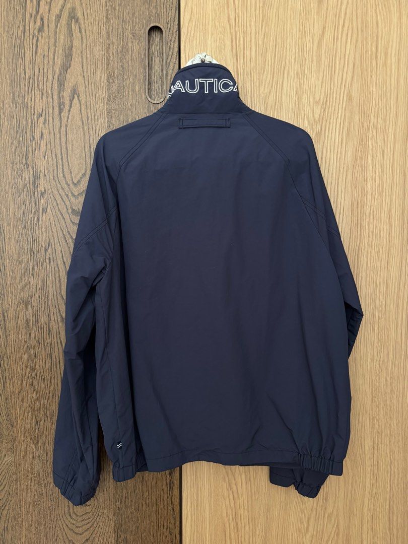 Nautica Nylon Jacket （分類：外套及戶外衣服）位於 Hong Kong。 由 motionpark 提交（商品編號 1377458367，圖片 4）。簡介： Bought from Japan 75% Used。