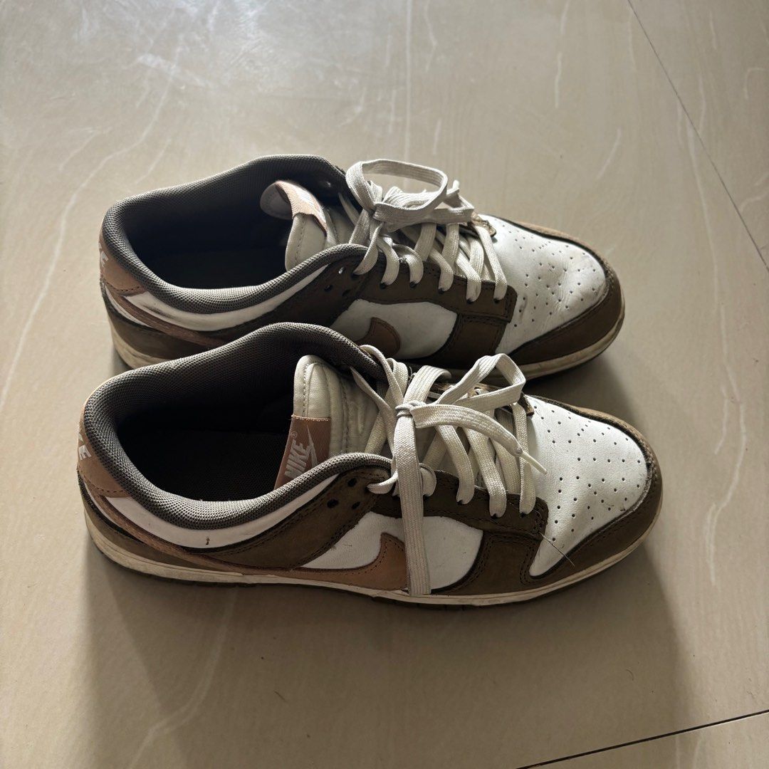 Nike Dunk Low Medium Olive Green (Category: Sneakers) located in Cavite. Submitted by kayepastelero (Listing ID 1377383033, Image 2). Description: Both for ₱7k ₱3,600 for only one pair No issues just some sign of usage I still have the box Bought in Silang Outlet Store Can fit Women Size EUR 40.