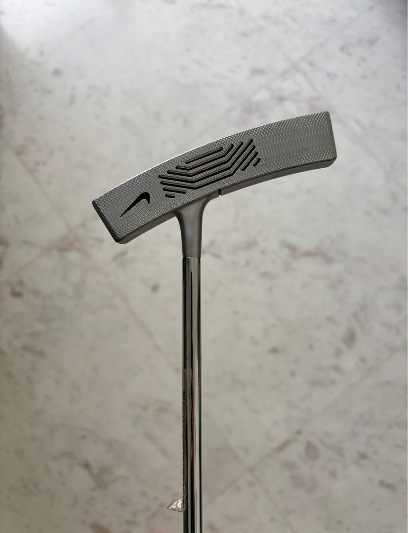Nike Method Golf Putter MOD-90, Sports Equipment, Sports Games