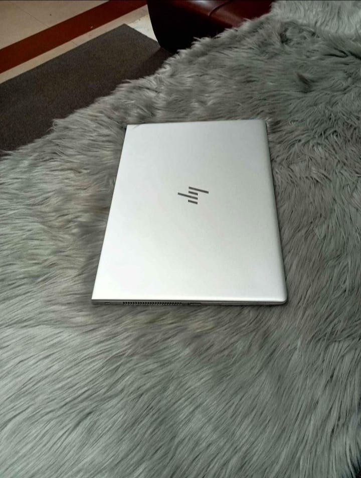 Offer🔥10th gen core i7 Hp Elitebook laptop pristine condition no issues with warranty (Category: Laptops & Notebooks) located in Singapore. Submitted by EXCELCOM (Listing ID 1377386581, Image 2). Description: Used Hp Elitebook Gaming /work/Designing/study/entertainment Laptop One month officially issued warranty provided Excellent condition no issue Before u buy can check everything before confirm ✅✅✅specification ✅Model Hp Elitebook 840g7 ✅inte