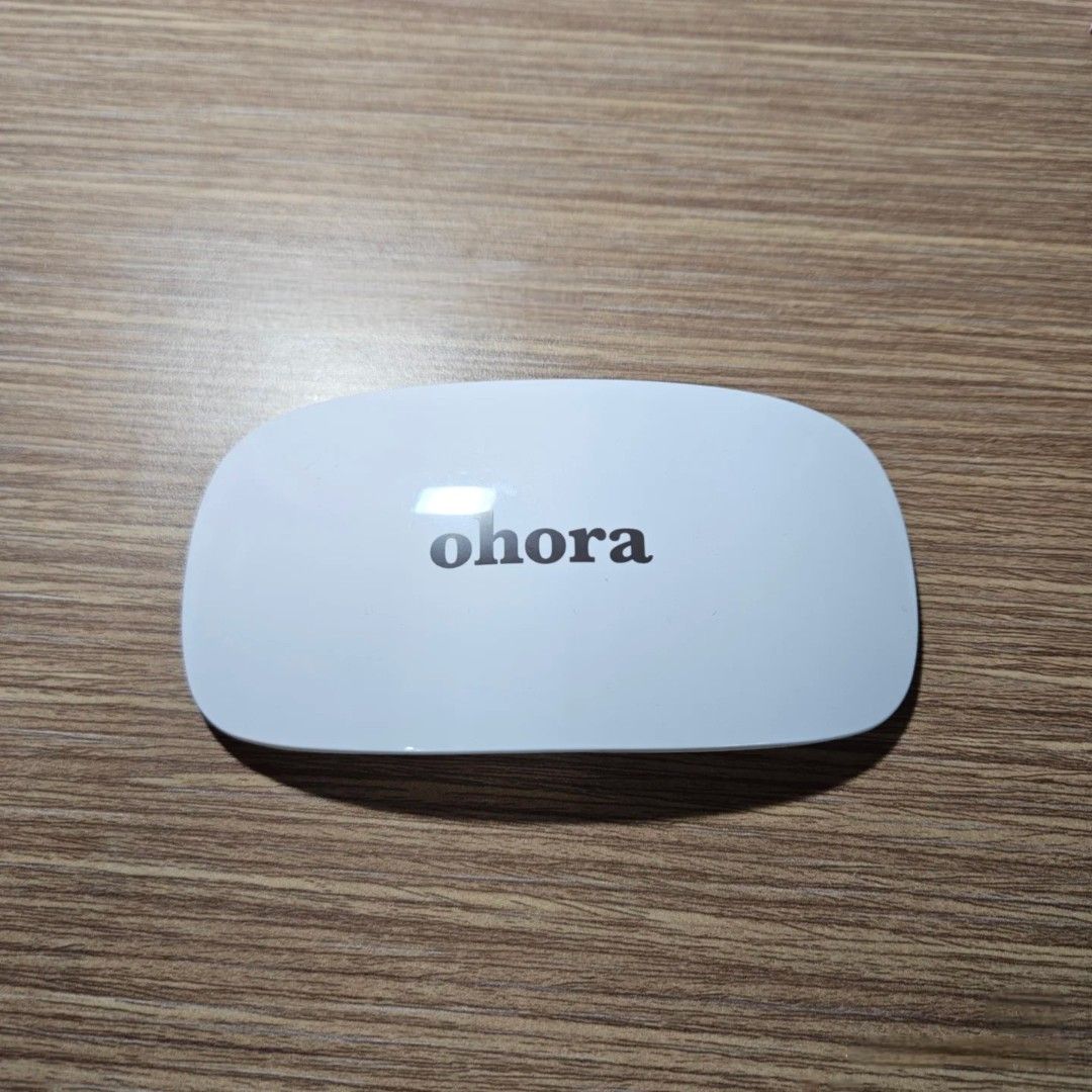 由 _miia (刊登 ID 1377514413，圖片 1) 提交，位於 台南市 (Tainan) 的 ohora 凝膠美甲UV燈 (類別：美甲、手部保養)，說明：𓈈 ᐧ༚̮ᐧ 𖧷₊˚ - 美甲相關一起帶 $ 𝟺𝟶𝟶 (含凝膠指甲貼+美甲UV燈+卸甲液 ） ⁺ 售出概不退換 ⁺ 需要麥貨便請私訊。