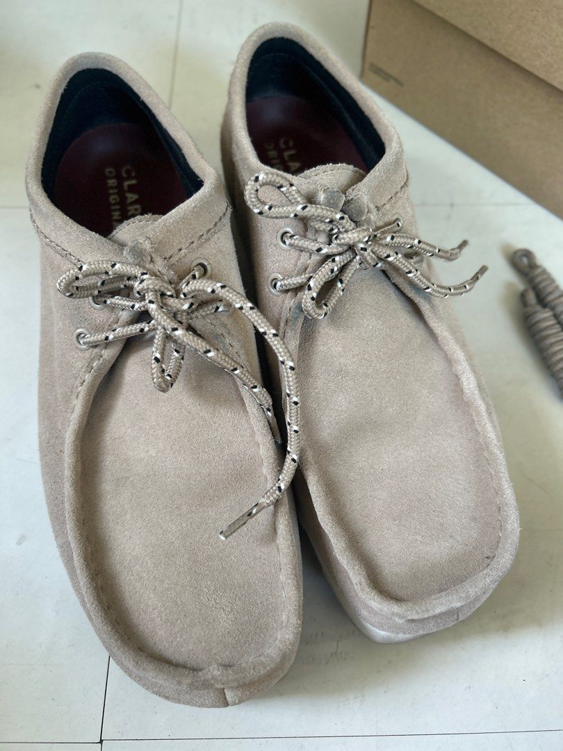 Original Clark’s Originals (Category: Casual Shoes) located in Cavite. Submitted by samprelovedstuff (Listing ID 1377390604, Image 3). Description: - with box - with extra shoe lace - color: sand - model: WallabeeGTX - size: EU 44.