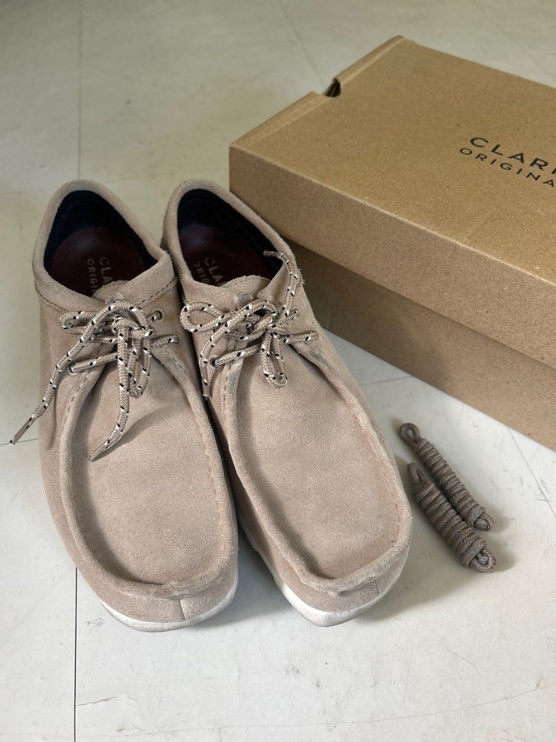 Original Clark’s Originals (Category: Casual Shoes) located in Cavite. Submitted by samprelovedstuff (Listing ID 1377390604, Image 1). Description: - with box - with extra shoe lace - color: sand - model: WallabeeGTX - size: EU 44.
