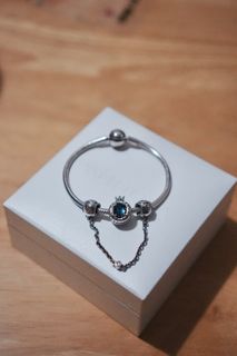 （分類：）位於 。 由 einnom 提交（商品編號 1377527839，圖片 1）。簡介： 。