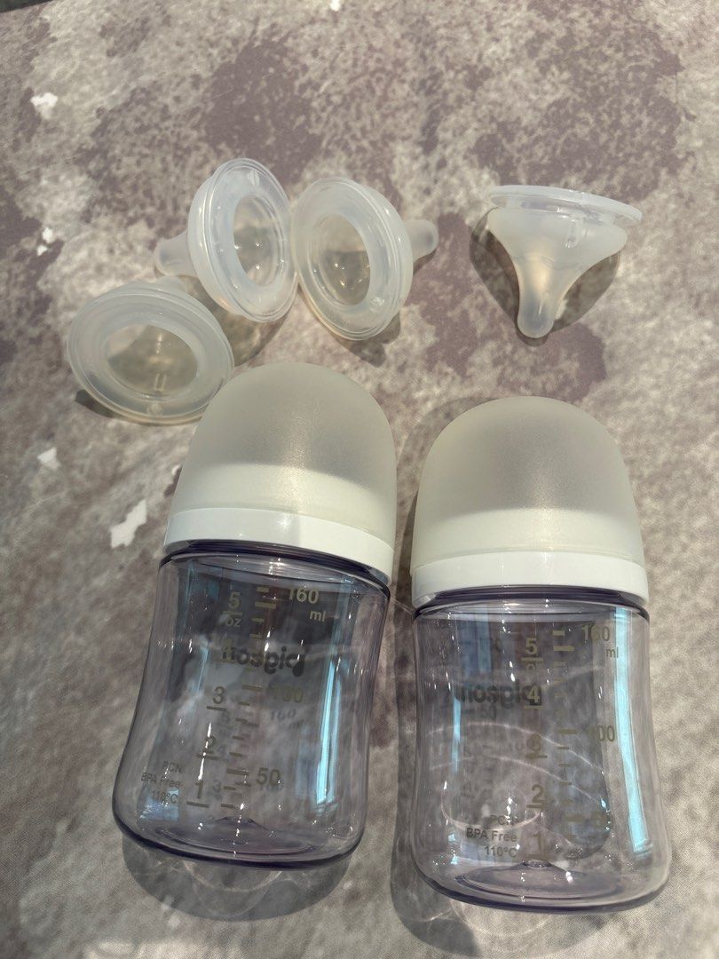 Pigeon t-ester bottles ss teats (Category: Breastfeeding & Bottle Feeding) located in Singapore. Submitted by declutter023 (Listing ID 1377382742, Image 2). Description: T-Ester bottles (higher quality and more recommended for UV sterilisation) Used for 2 weeks by my newborn when hegen 0 teats were too big for him 2 x 160 ml bottles 4 x SS teats.