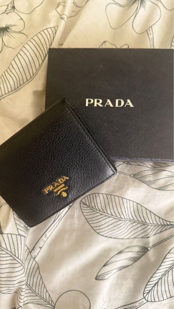 Prada bi fold (Category: Luxury Bags & Wallets) located in Pasig City. Submitted by mphg37 (Listing ID 1377466086, Image 1). Description: Complete with box. Bought in Japan.