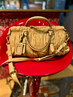 (Category: ) located in . Submitted by fashionalternatives (Listing ID 1374138287, Image 1). Description: .