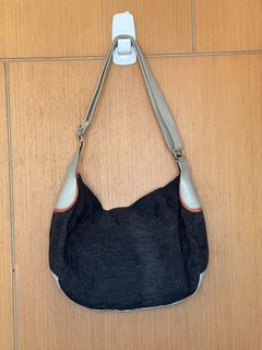 (Category: ) located in . Submitted by fankp (Listing ID 1377448407, Image 1). Description: .