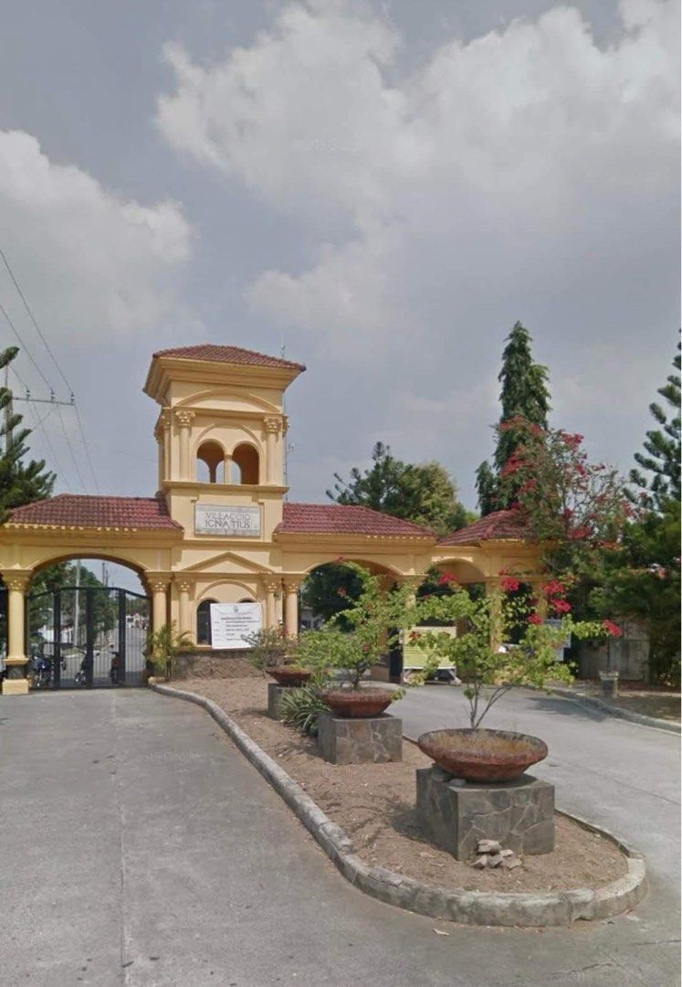 Residential Lot inside Subdivision (Category: Lot) located in Manila. Submitted by alyannera74936 (Listing ID 1377490073, Image 1). Description: RESIDENTIAL LOT - 120sqm - 7.9k per sqm - Inside Villagio Ignasius Subdivision - Brgy Buenavista, General Trias Cavite - Clean title, updated tax.