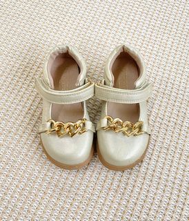 (Category: ) located in . Submitted by whatmayyahwore (Listing ID 1377437163, Image 1). Description: .