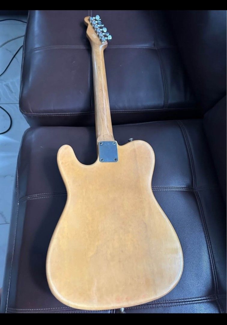 RJ telecaster early 2000 model (Category: Musical Instruments) located in Quezon City. Submitted by brandox (Listing ID 1377395826, Image 3). Description: RJ telecaster early 2000 model Good working condition. Hindi na nagagamit..