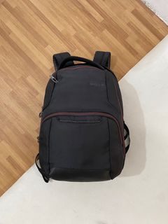 (Kategori: ) berada di . Dikirim oleh shopee_tokped (ID iklan 1377400825, Gambar 1). Deskripsi: .