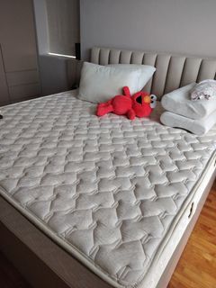(Category: ) located in . Submitted by liveitup111 (Listing ID 1377402636, Image 1). Description: .
