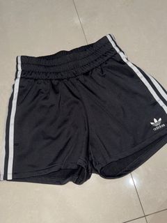 (Kategori: ) berada di . Dikirim oleh prelovedbychelsss (ID iklan 1377471631, Gambar 1). Deskripsi: .