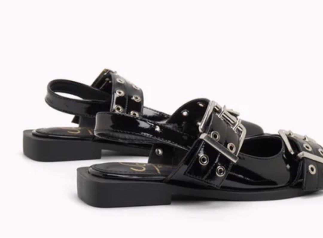 So Fab! Wendel Flat Sandals (Category: Flats & Sandals) located in Makati City. Submitted by _fitz (Listing ID 1377422379, Image 3). Description: .