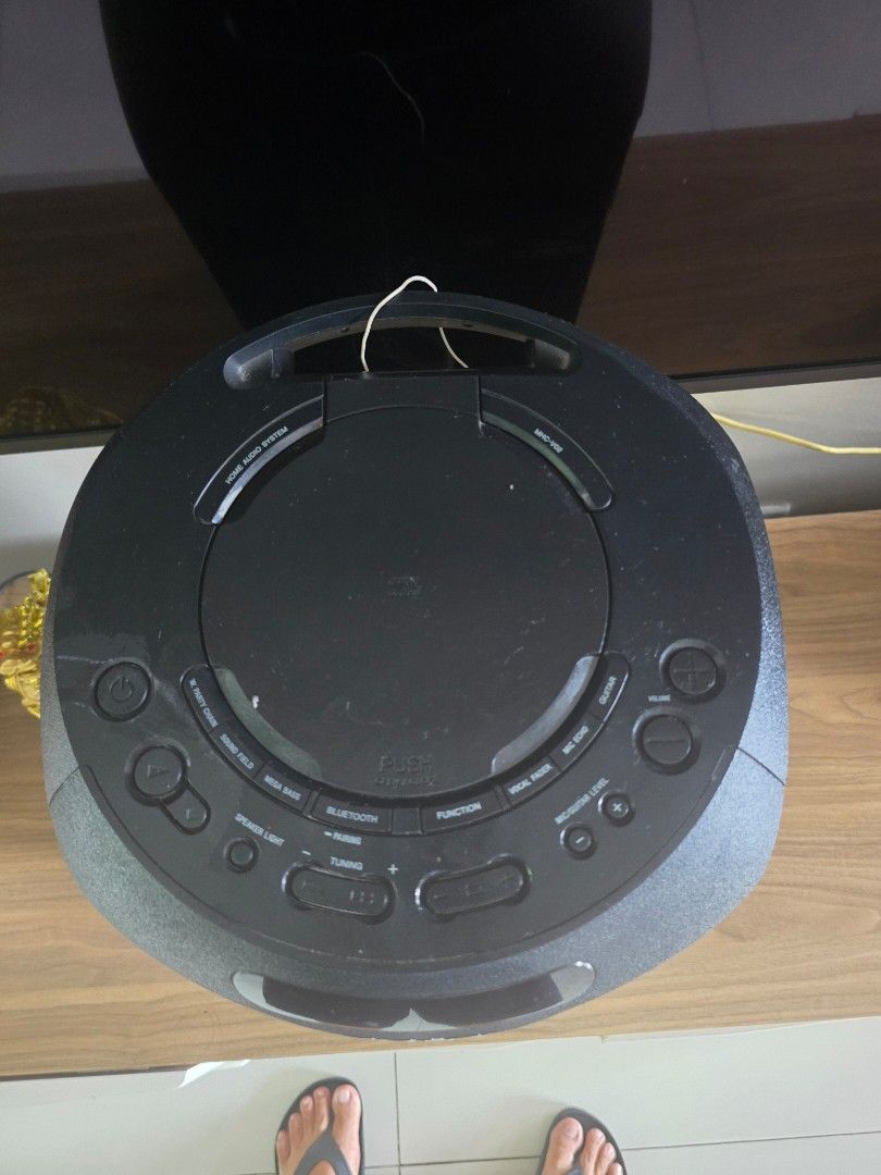 Sony Karaoke (Category: Other Home Appliances) located in Quezon City. Submitted by jonjonlor (Listing ID 1377394050, Image 3). Description: Sony karaoke component almost new complete set. please call 09178804580.